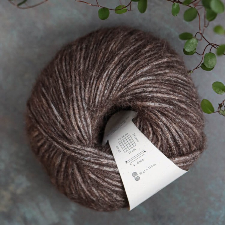 wloczka-alpaka-z-bawelna-snefnug-natur-czarny-z-bialym