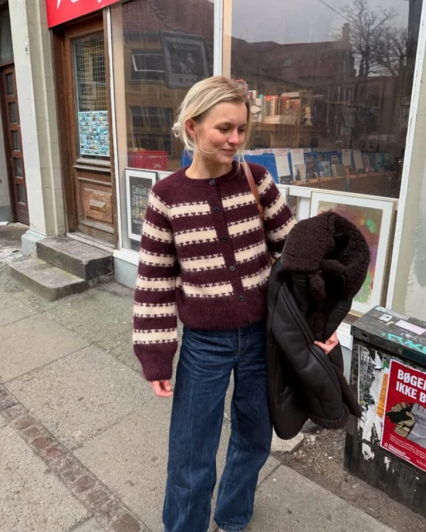 key-cardigan.webp