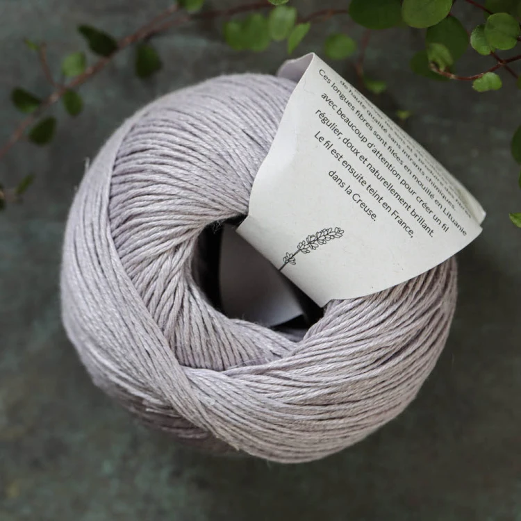 De Rerum Natura Antigone - lilas.jpg