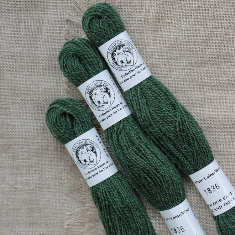 nici-do-haftu-laine-fine-ciemna-zieleń