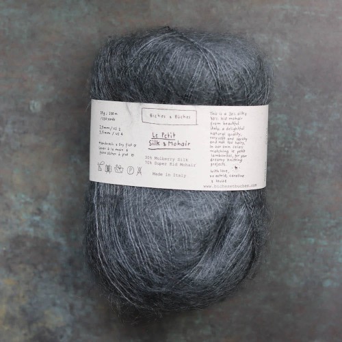 moher-jedwab-ciemny-szary-miękki