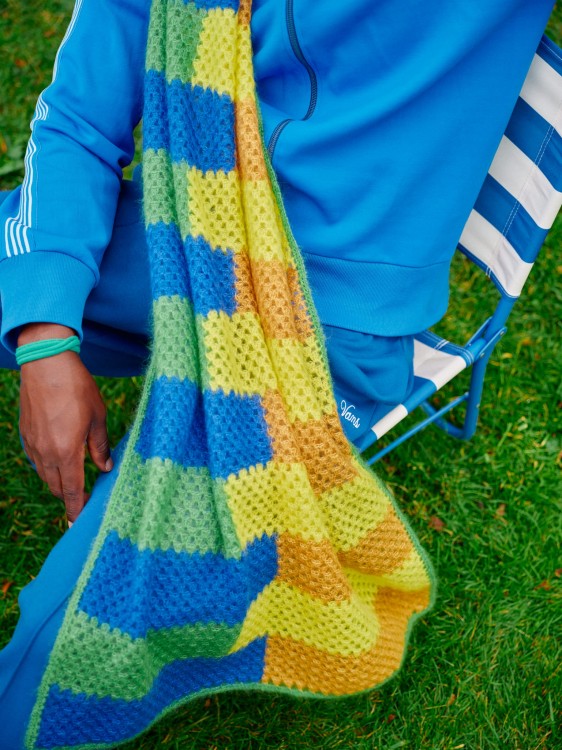 molla-mills-book-hook-out-fresh-crochet-wear.jpg
