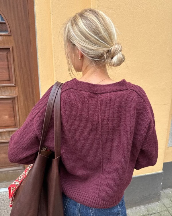 scarlet-cardigan-wzor.jpeg
