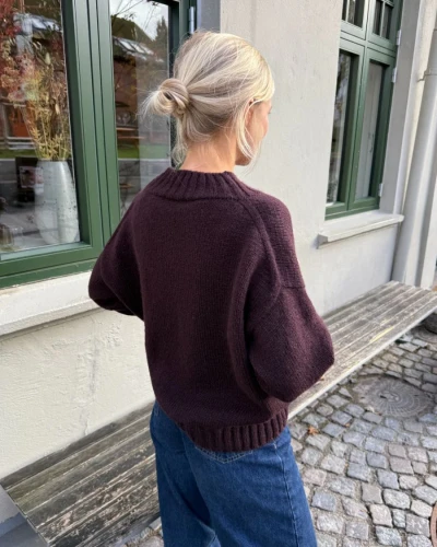 wzor-drukowany-hannah-sweater.webp