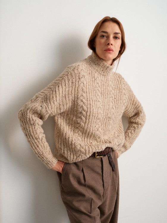 niesamowita-ksiazka-z-wzorami-laine-52-weeks-of-sweaters.jpg