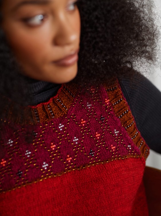 beaded-colorwork-a-modern-approach-to-knitting-with-breads-rosetta.jpg