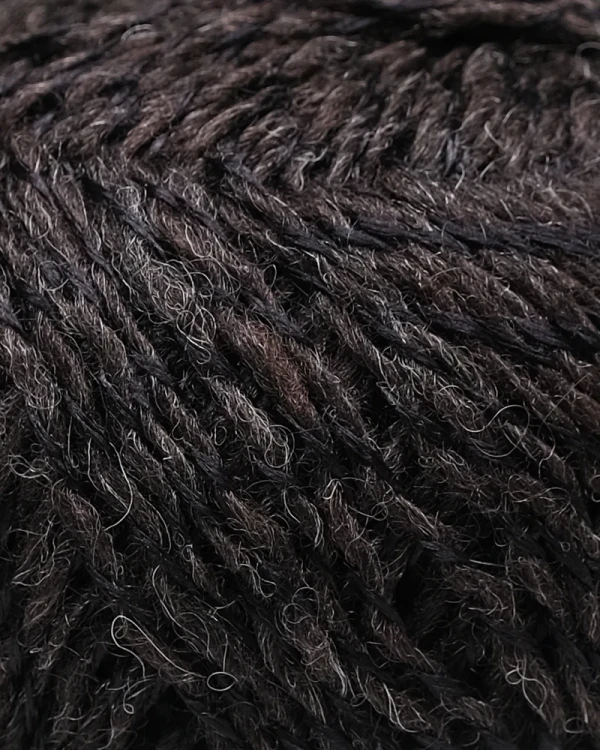 1003-2-Agit-E-yarn-einrum.jpg.webp
