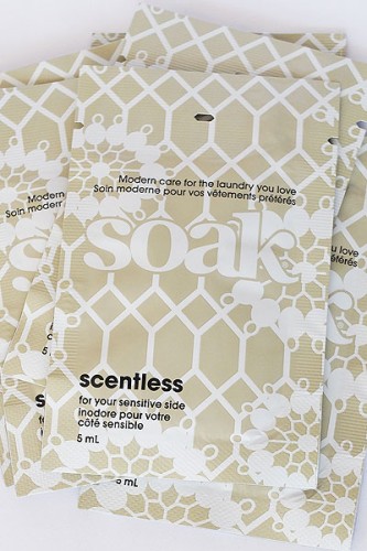 plyn-do-prania-soak-scentless-5.webp