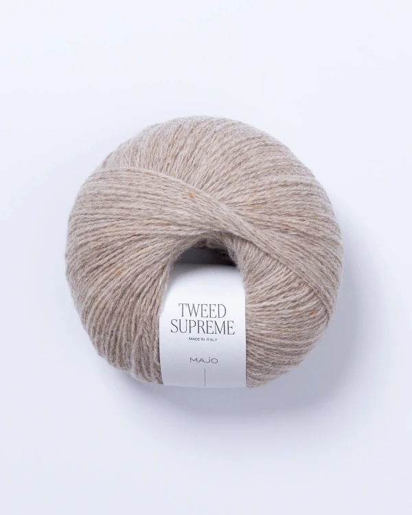 tweed-supreme-108.webp