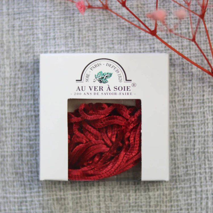 chenille-satin-2922.jpg