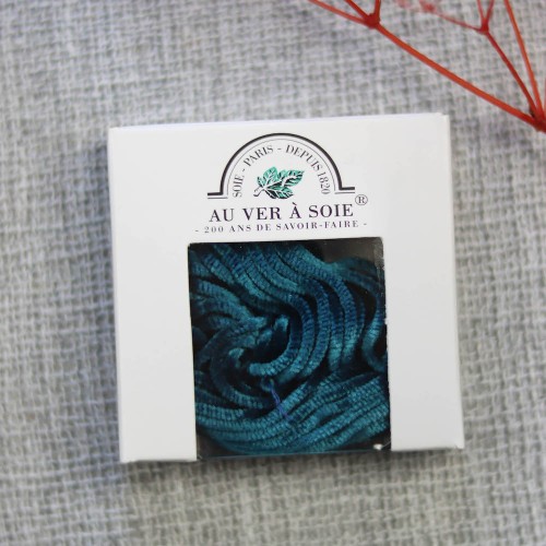 chenille-satin-1725.jpg