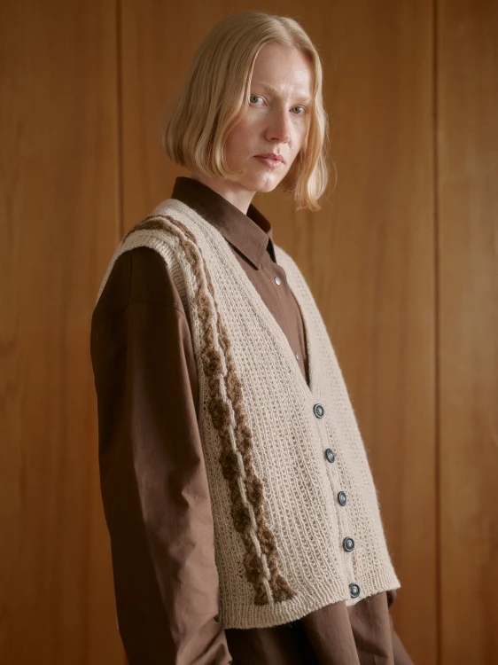 LaineNordicKnits2_Anna Johanna1.jpg
