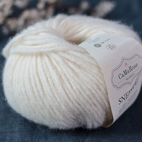 wloczka-alpaka-z-bawelna--snefnug-biała