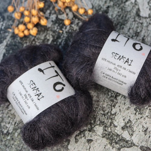 wloczka-moherowo-jedwabna-czarna-oberzyna-ito-sensai