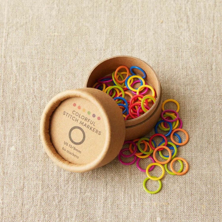 znaczniki-oczek-duże-kolorowe-cocoknits
