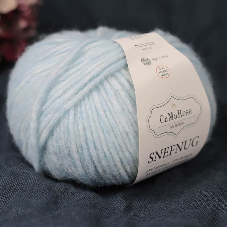 wloczka-alpaka-z-bawelna-blady-blekit-snefnug