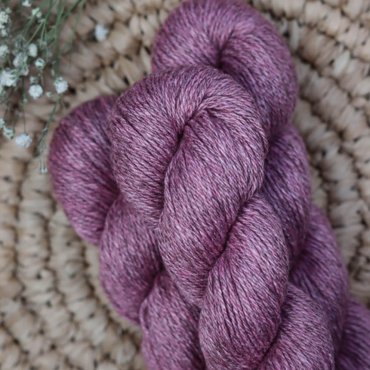 welna-z-jedwabiem-fiolet-myak-silk-sangria.jpg