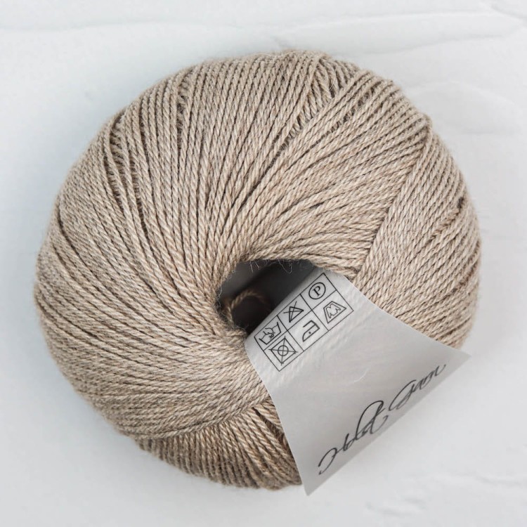 wloczka-holst-garn-haya-piaskowa