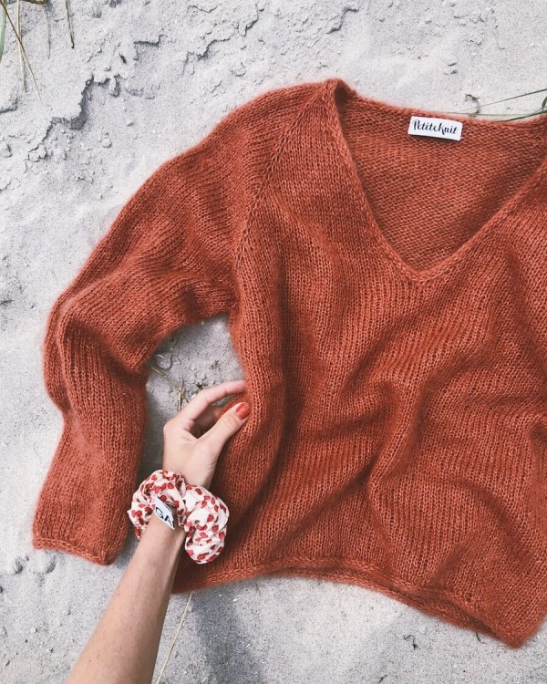 wzor-drukowany-na-bluzke-petiteknit-cumulus-blouse.jpg
