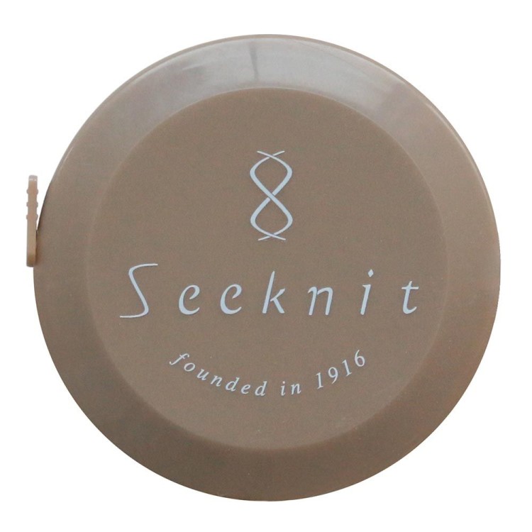 Seeknit centymetr Cinnamon.jpeg