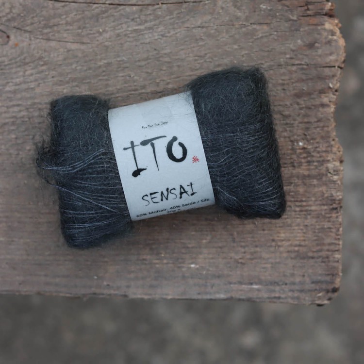 wloczka-moherowa-ito-sensai-antracyt
