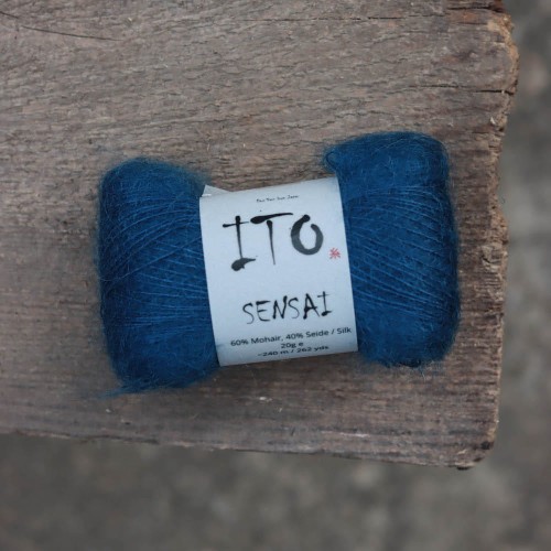 wloczka-moherowa-ito-sensai-ciemny-niebieski