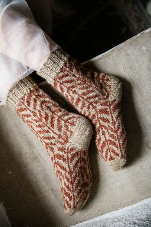 knitted-kalevala-jenna-kostet-swetry.jpeg