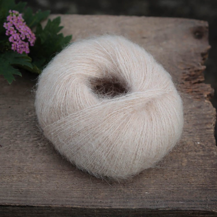 wełna-jasny-beż-midnatssol-camarose