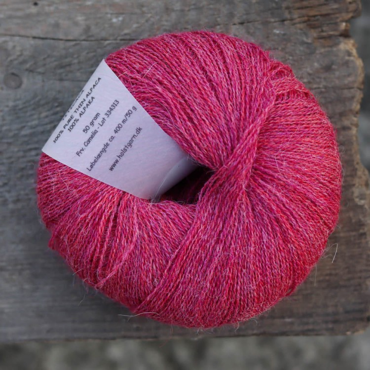 cienka-wloczka-z-alpaki-zimna-czerwien-holst-garn