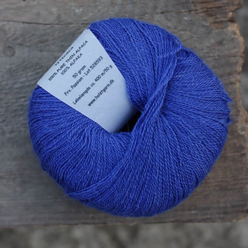 cienka-wloczka-z-alpaki-titicaca-kobalt