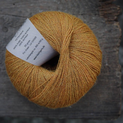 cienka-wloczka-z-alpaki-musztardowa-holst-garn
