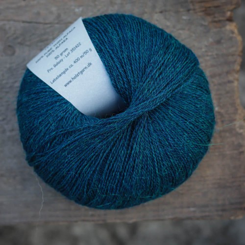 cienka-wloczka-z-alpaki-ciemny-niebieski-titicaca