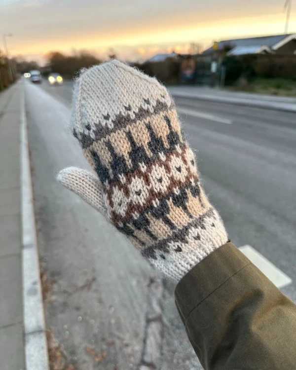 wzor-na-rekawiczki-celeste-mittens.webp