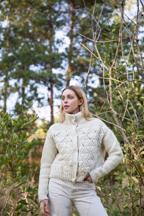 53-weeks-of-chunky-knits-cardigan.jpg