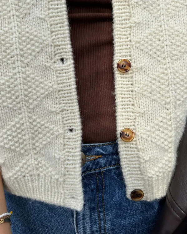 printed-pattern-petiteknit-esther-vest.webp