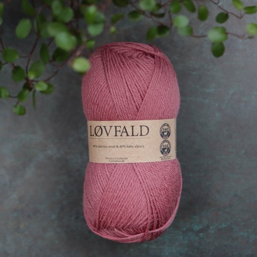 wloczka-rozowa-lovfald